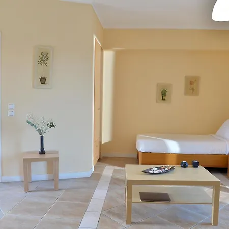 Apartament Reverenza Lixouri
