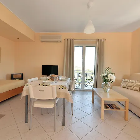 Reverenza Apartment *