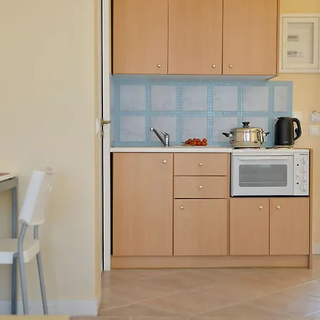Reverenza Apartment Lixouri