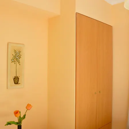 Reverenza Apartment *